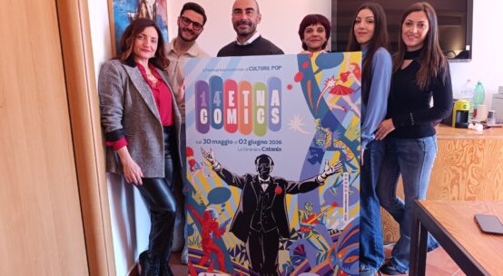 Etna Comics 2026, il manifesto della 14° edizione è dedicato a Pippo Baudo
